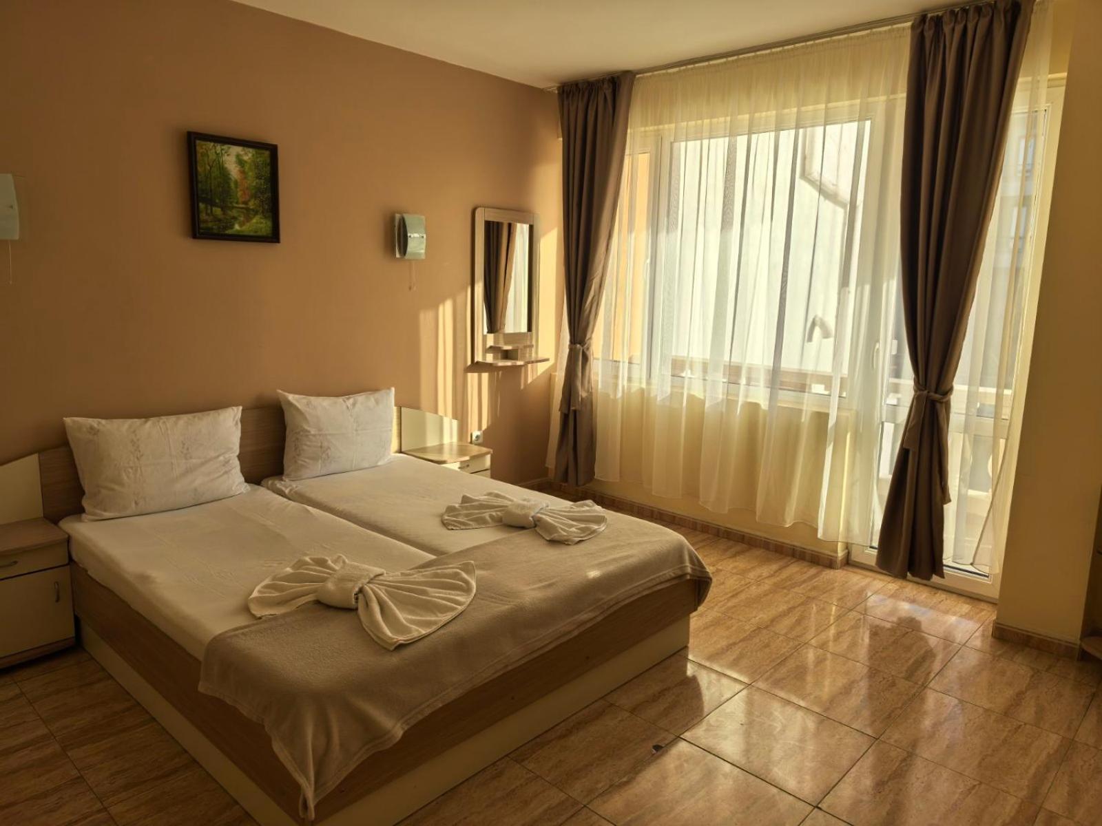 Family Hotel Alfa Vita Sozopol Luaran gambar